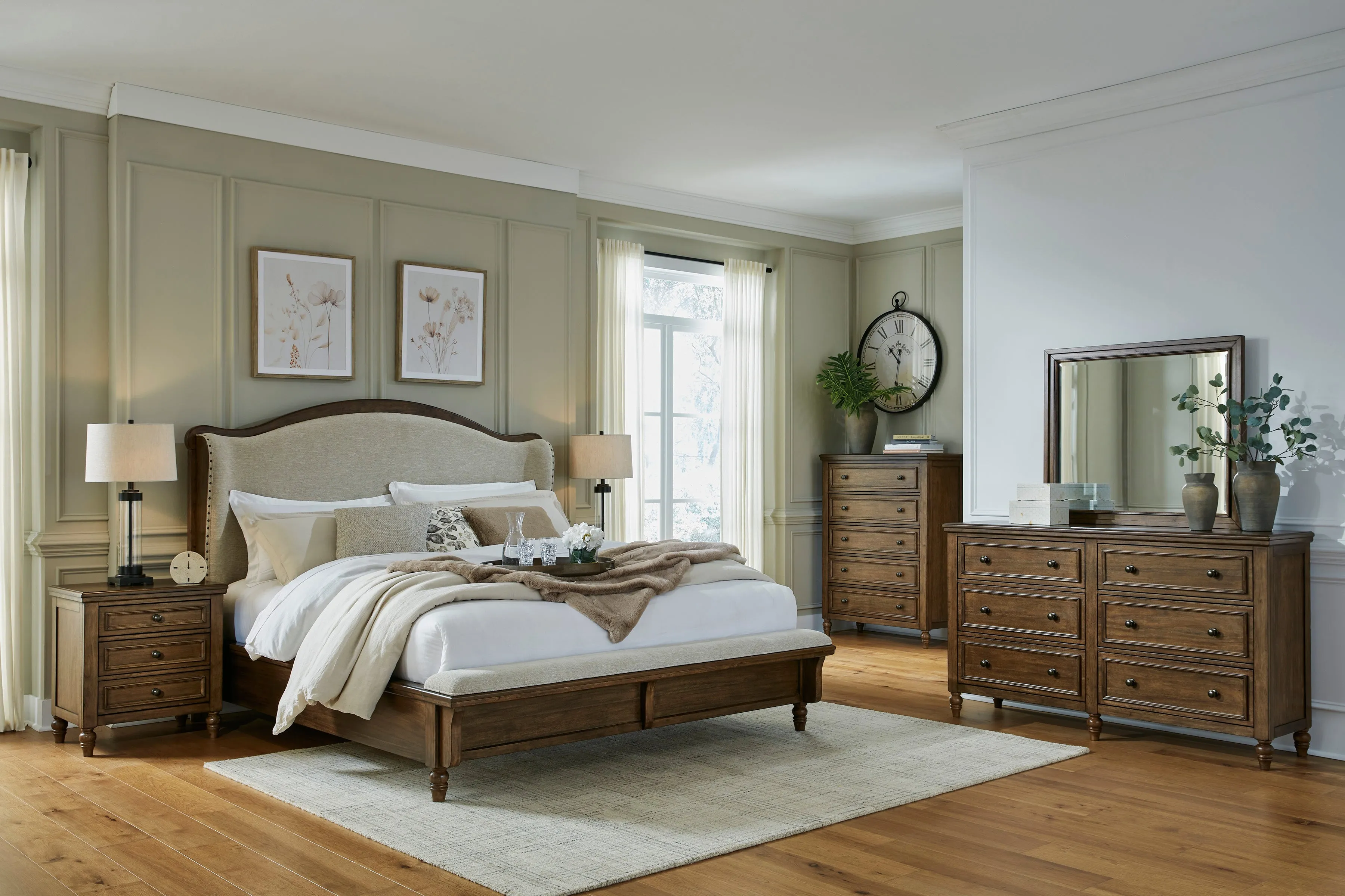 Sturlayne Queen Bedroom Set